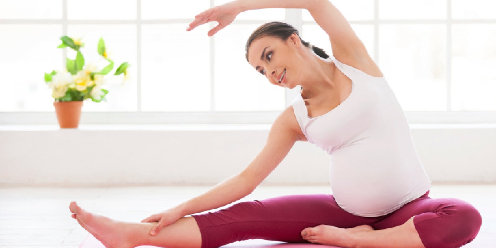 pregnant-yoga