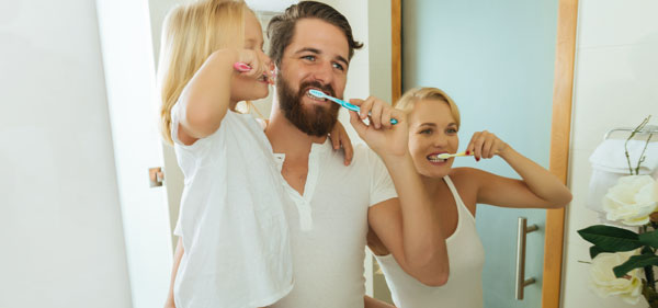 brushing-after-meals-may-harm-teeth